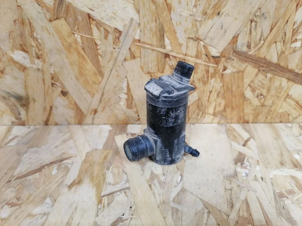 Насос (моторчик) омывателя Kia Spectra I рестайлинг 2 (2004—2011) 0K2C067483