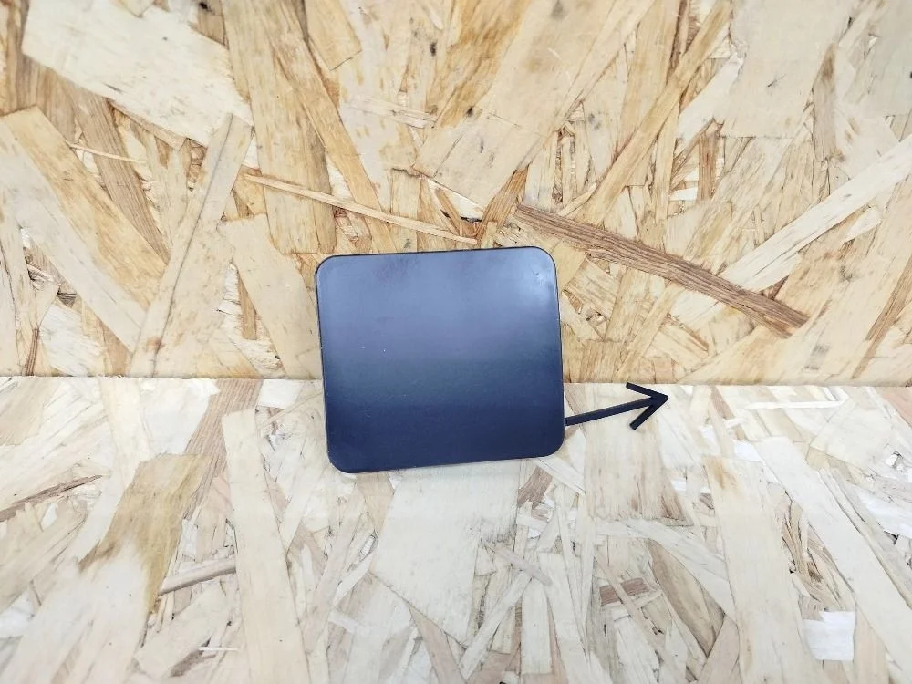 Заглушка буксир. крюка задн. Nissan Almera G15 (2012—2018)