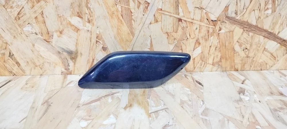 Крышка омывателя фары лев. Toyota Corolla X (2006—2010) 8504512080C0