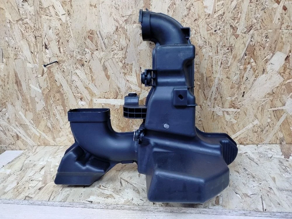 Резонатор воздушного фильтра Kia Rio IV (2017—2020) 28212H0100