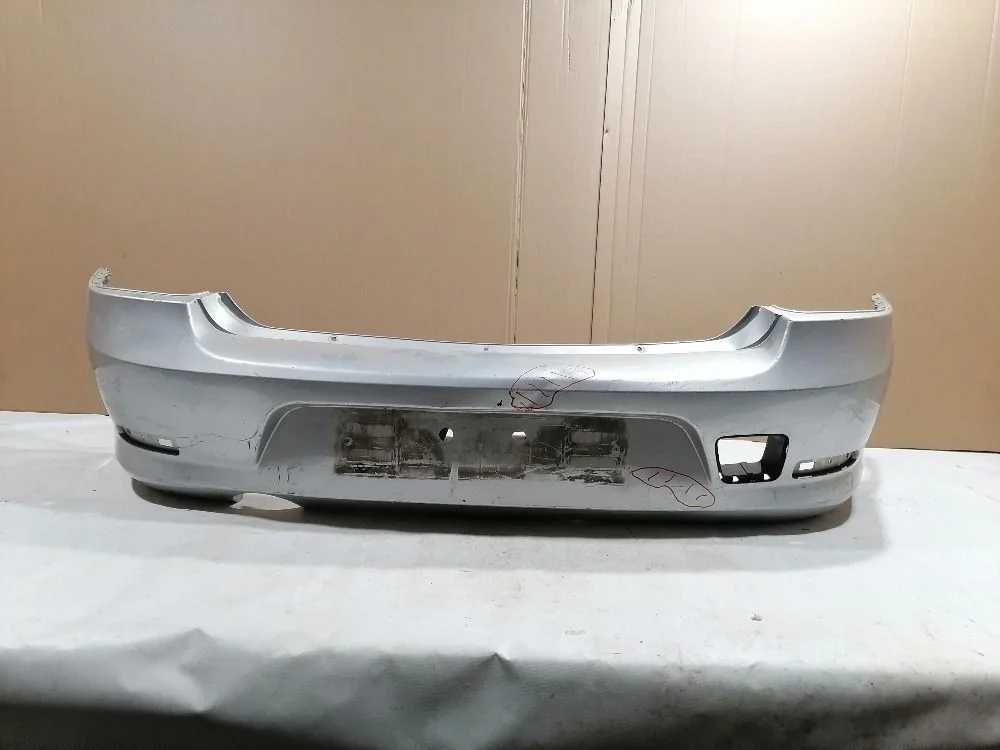 Бампер задний Renault Logan I рестайлинг (2009—2015) 8200752683