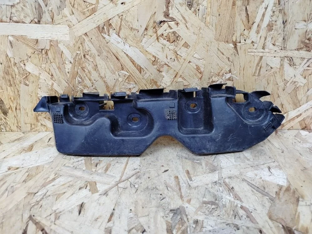 Кронштейн бампера пер. лев. Renault Duster I (2010—2015)