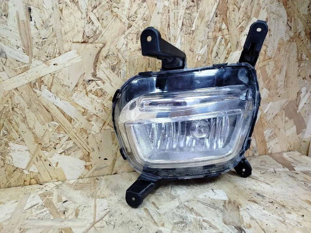 Фара противотуманная левая (ПТФ) Kia Rio III рестайлинг (2015—2017)
