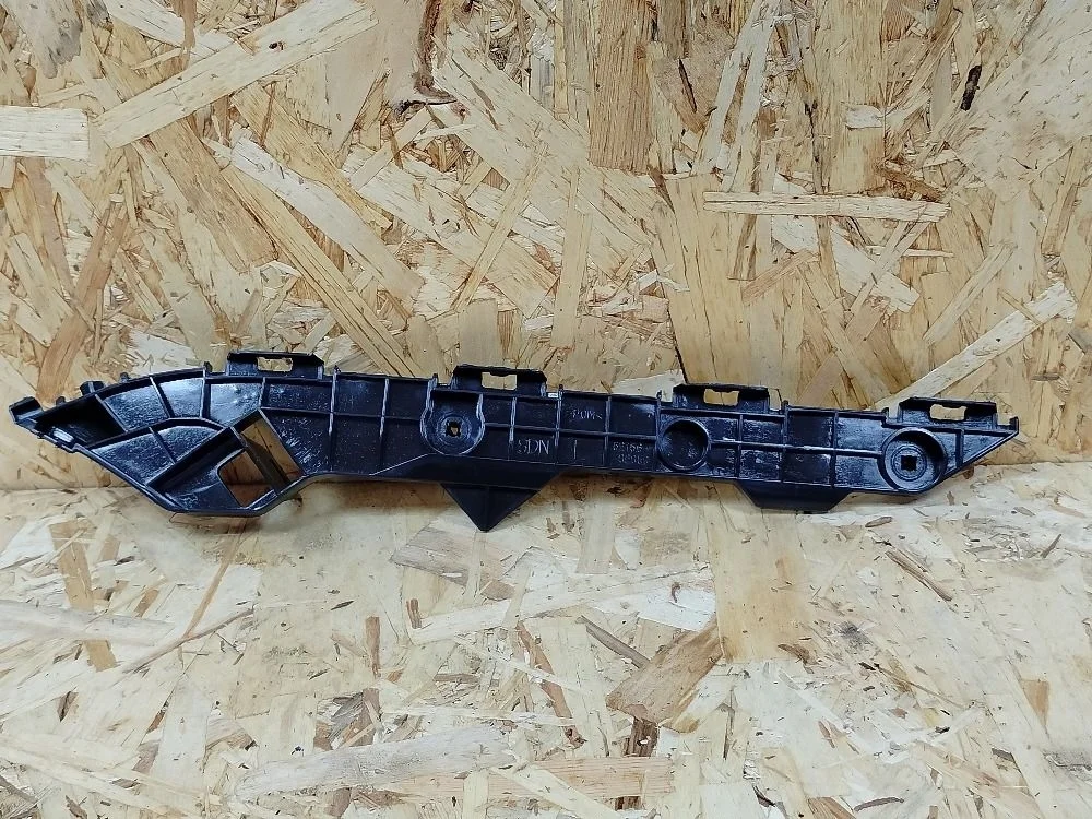 Кронштейн бампера зад. лев. Toyota Corolla X (2006—2010) 5215612290