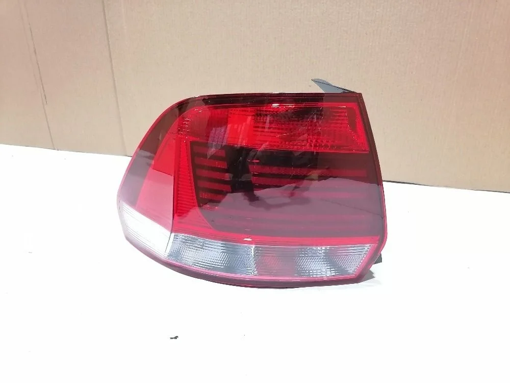 Фонарь зад. лев. Volkswagen Polo V рестайлинг (2015—2020) 6RU945095M