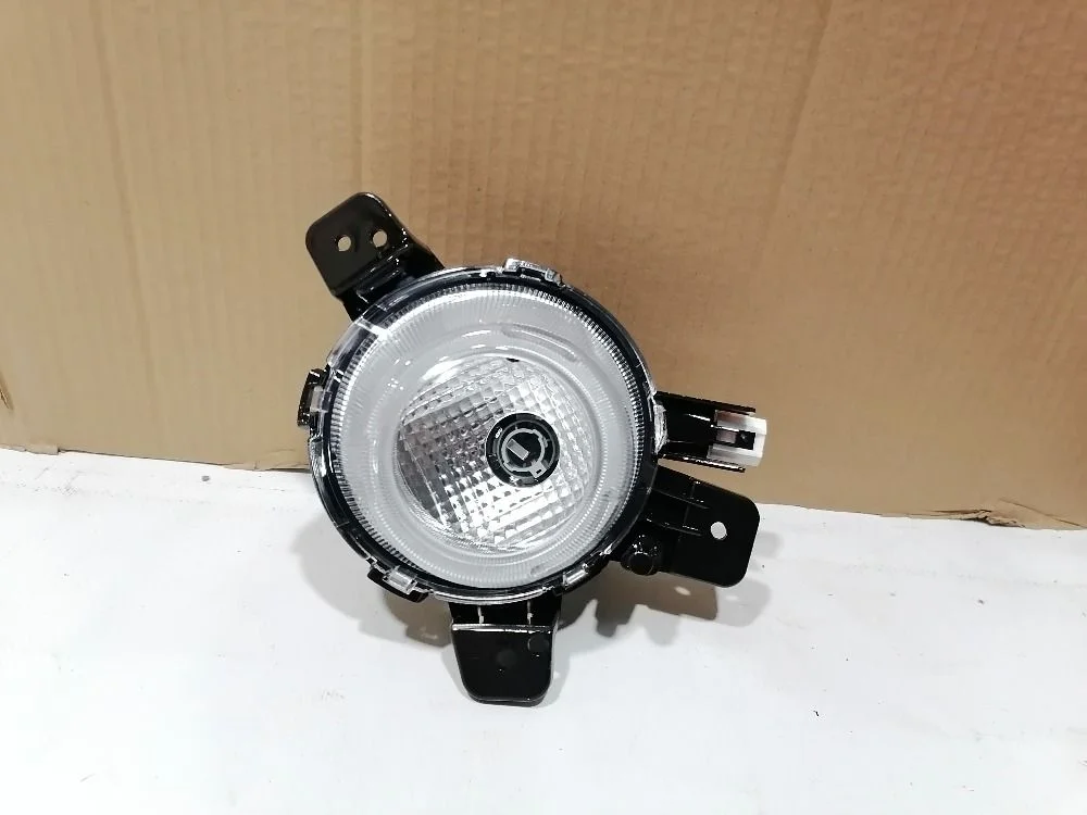 Фара противотуманная левая (ПТФ) Kia Rio X-Line I (2017—2020)