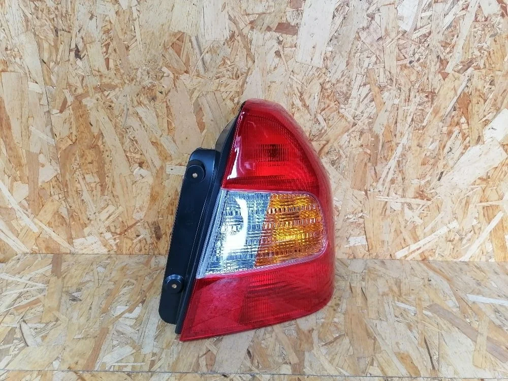 Фонарь зад. прав. Hyundai Accent II (1999—2012) 9240225020