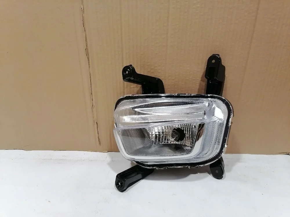 Фара противотуманная левая (ПТФ) Kia Rio III рестайлинг (2015—2017)