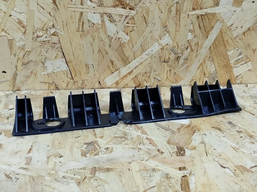 Кронштейн бампера зад. лев. Renault Logan I (2004—2009) 6001546779