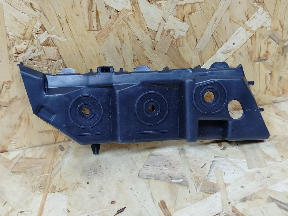 Кронштейн бампера пер. лев. Chevrolet Cobalt II рестайлинг (2016—2025)