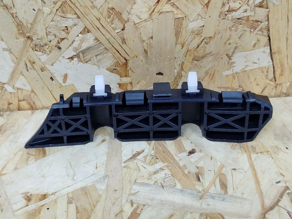 Кронштейн бампера пер. лев. Kia Rio III (2011—2015) 865134Y500