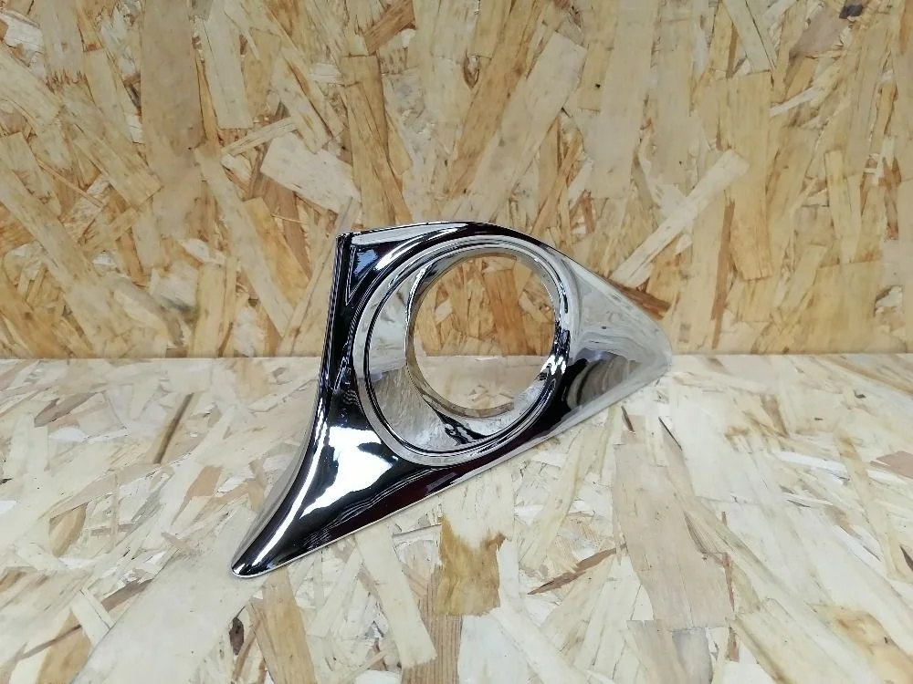 Решетка бампера левая (под ПТФ) Toyota Camry XV50 (2011—2014)