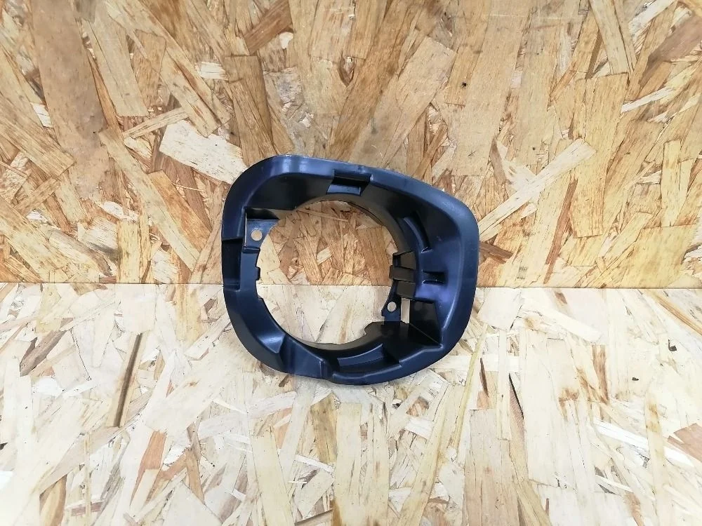 Кронштейн ПТФ прав Renault Duster I (2010—2015) 8200605789