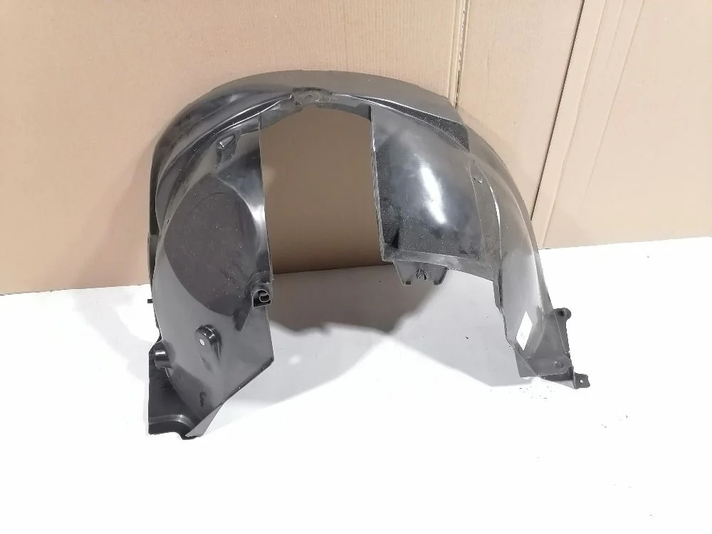 Подкрылок (локер) пер.лев. Renault Duster I (2010—2015) 6382300Q0E