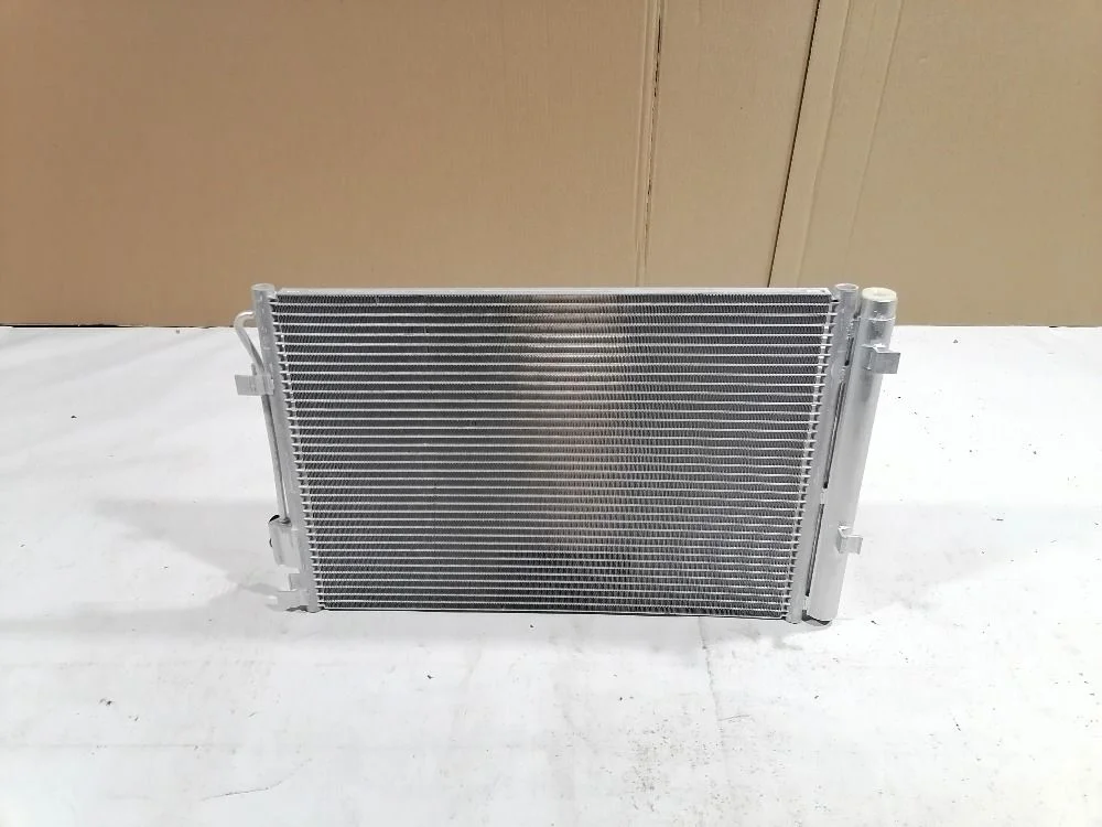 Радиатор кондиционера Hyundai Solaris I (2010—2014) 976064L000