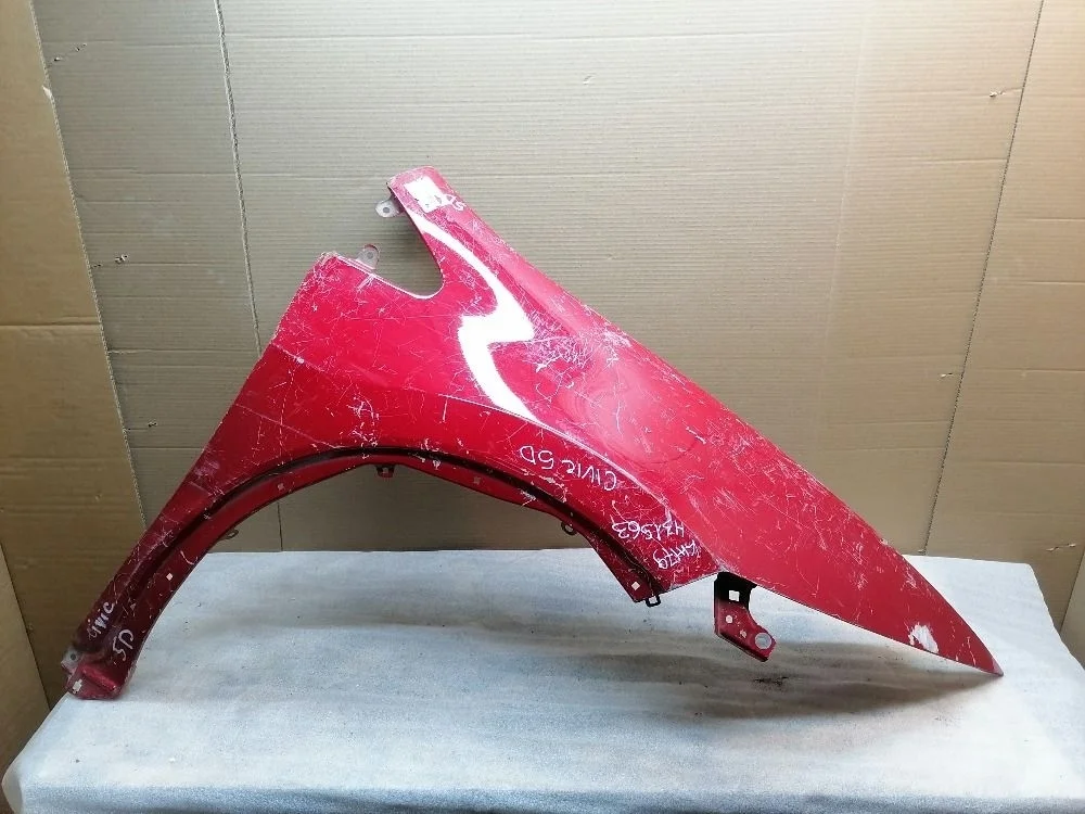 Крыло переднее правое Honda Civic VIII (2005—2009)