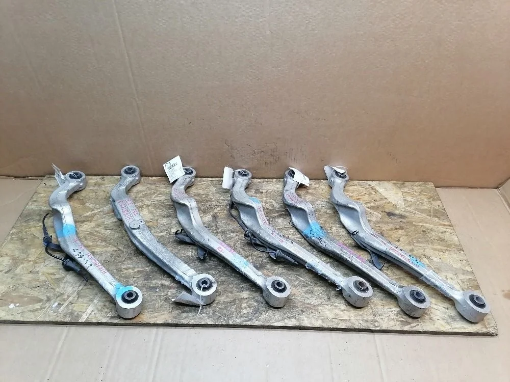 Рычаг задний верхний левый Nissan X-Trail II (2007—2011) 55121JD03C