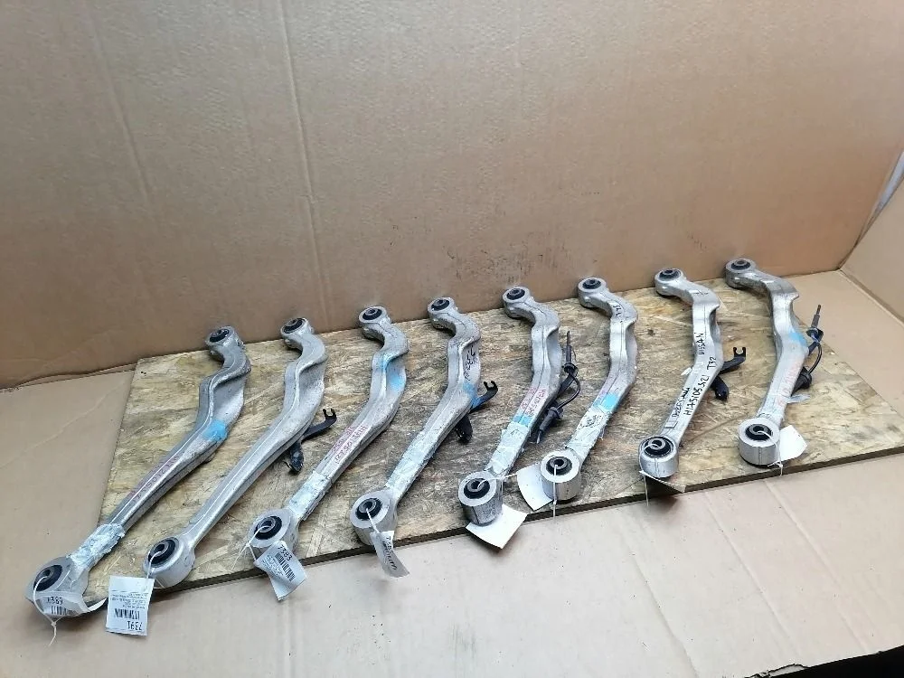 Рычаг задний верхний правый Nissan X-Trail III (2013—2019) 55120JD03C