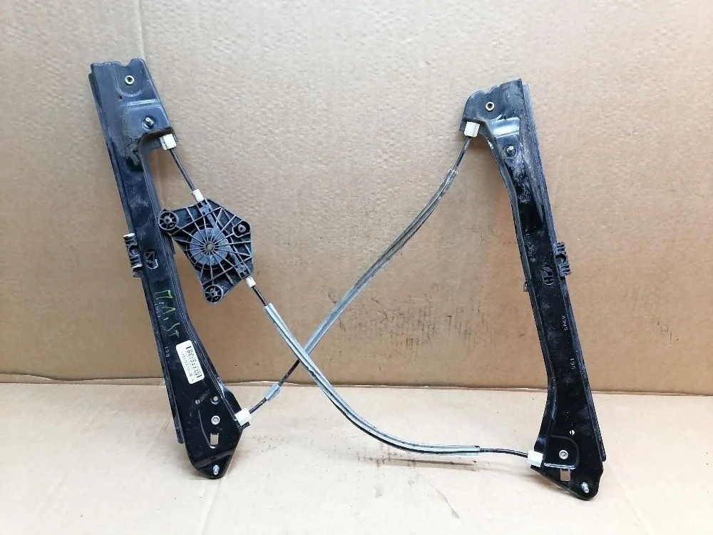 Стеклоподъемник пер. лев. эл. Volkswagen Jetta VI (2010—2015)