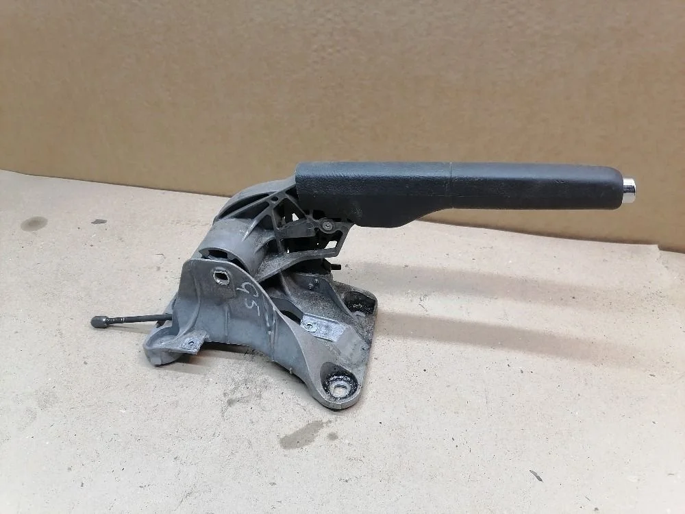 Рычаг стояночного тормоза Volkswagen Jetta V (2005—2011) 1K0711303