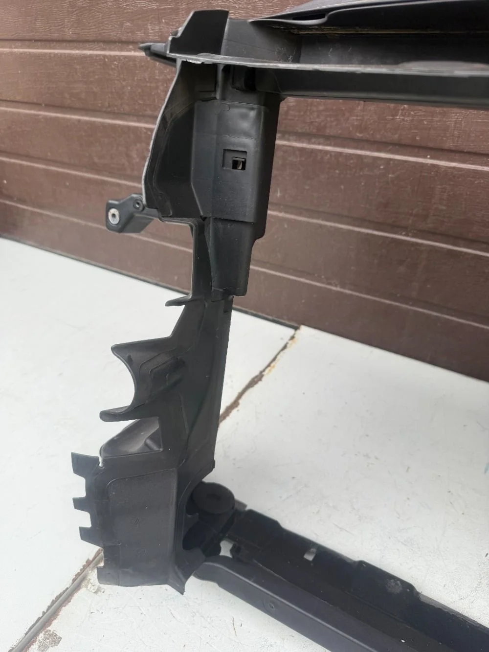 Дефлектор радиатора Volkswagen Passat B7 (2010—2015)