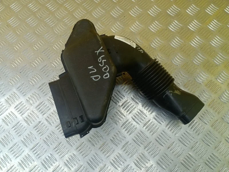 Резонатор воздушного фильтра Infiniti Fx 30D ( 2002-2013) 2010 165541DR1B 3.0 D V9X