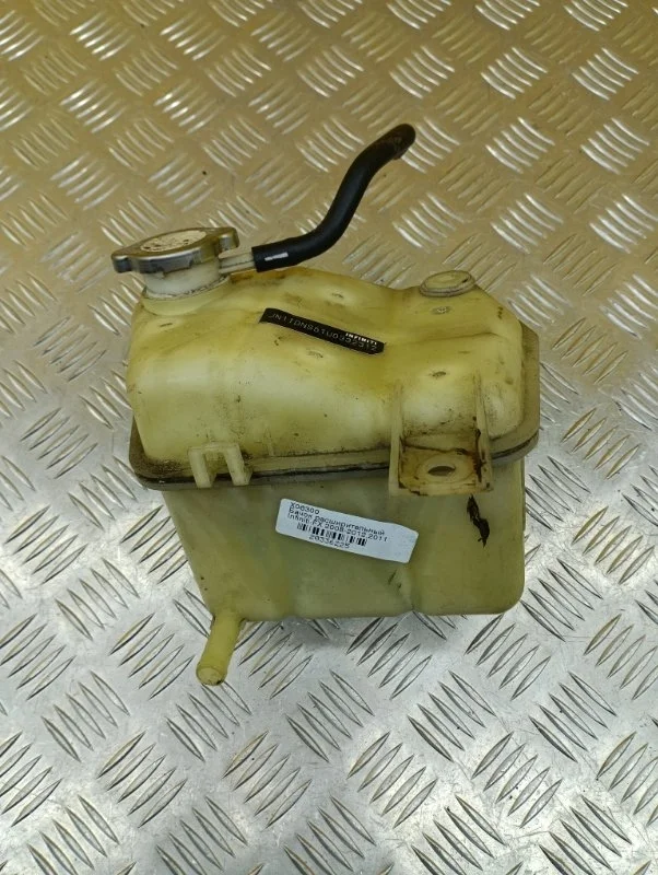 Бачок расширительный Infiniti Fx 30D ( 2002-2013) 2010 217101DR0A 3.0 D V9X