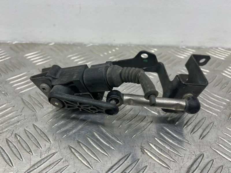 Датчик подвески Volkswagen Scirocco MK3