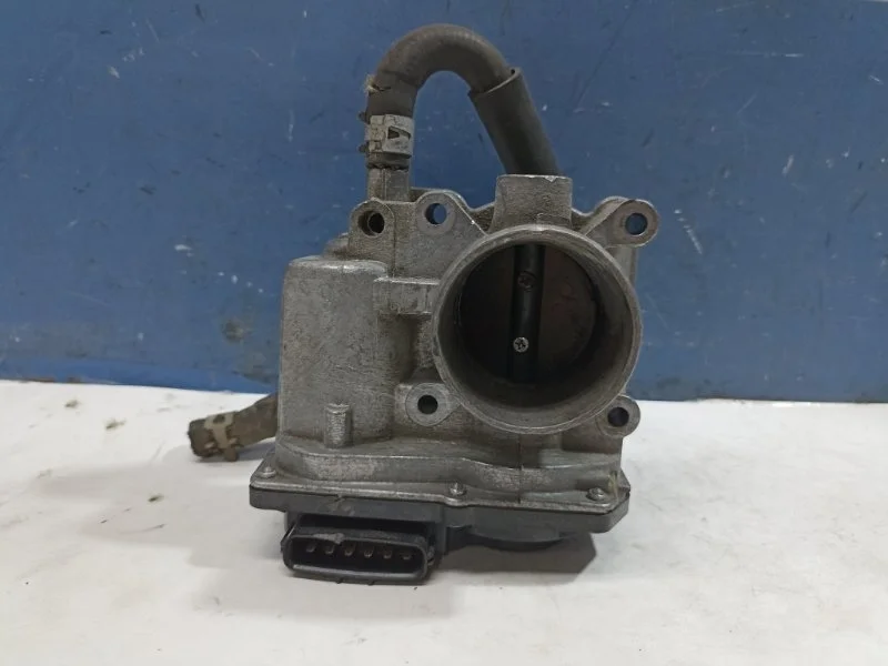 Заслонка дроссельная Toyota Corolla 2006 220300D021 E120 1.4 4ZZ