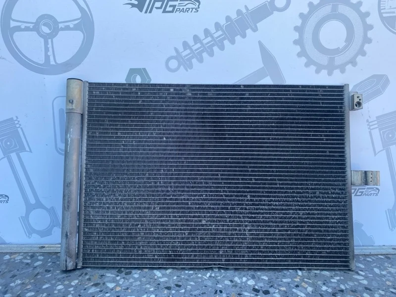 Радиатор кондиционера Mercedes-benz CLS 2014 X218