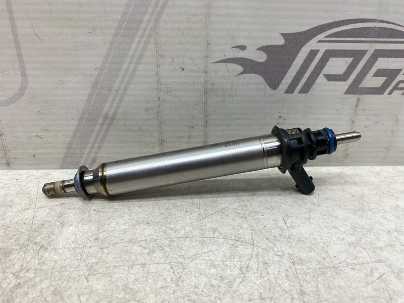 Топливная форсунка Mercedes-benz CLS 2011 C218