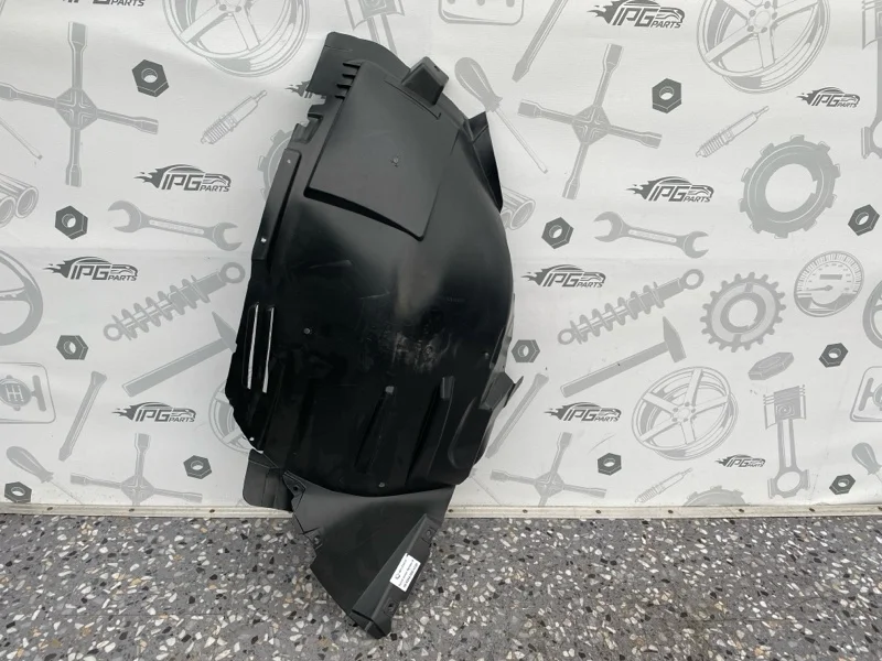 Подкрылок передний правый передняя часть Mercedes-benz GLE Coupe C292