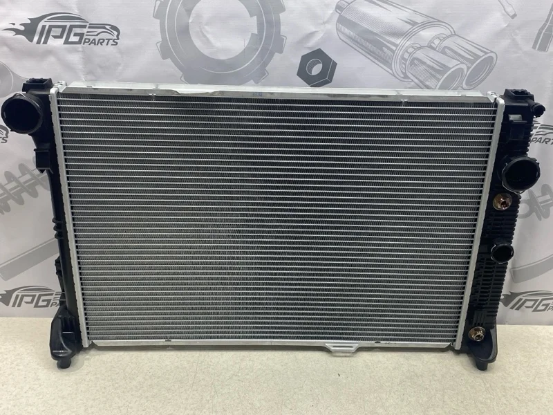 Радиатор основной Mercedes-benz W212