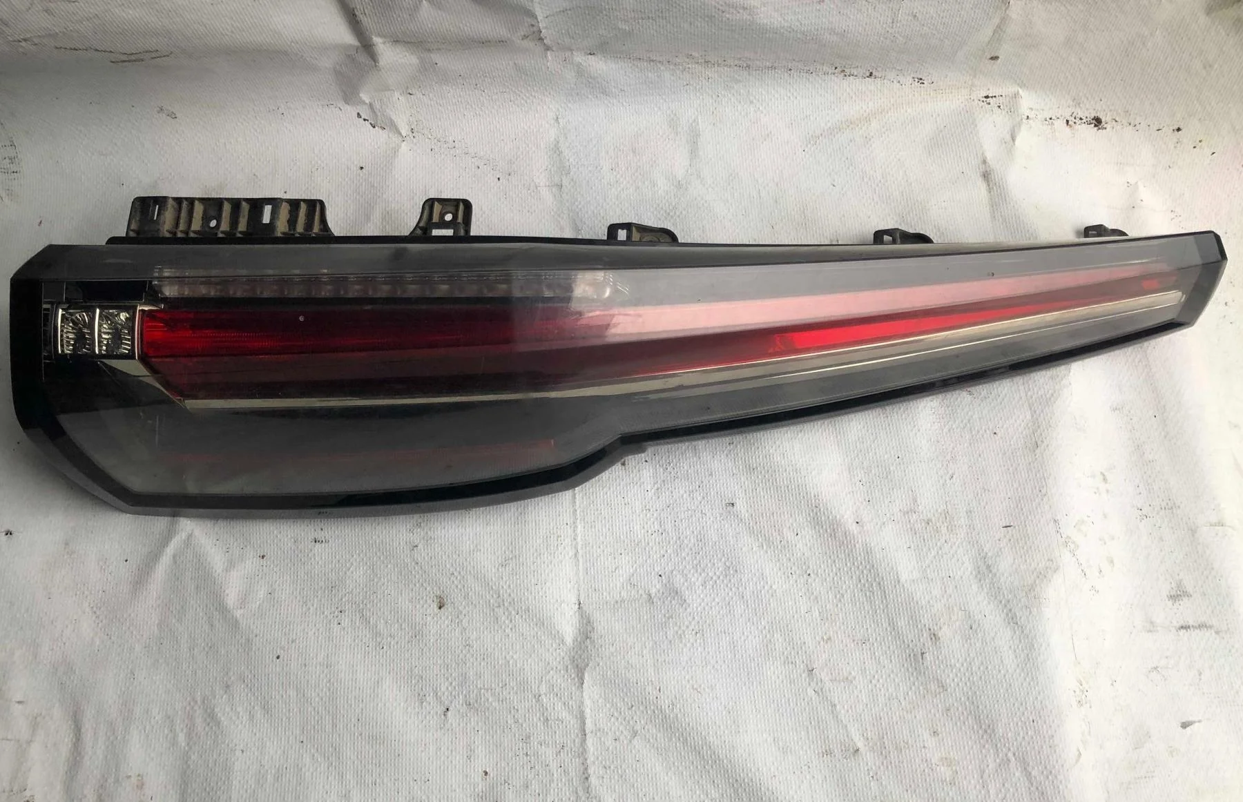 Фонарь правый Cadillac Escalade 2015-2020 84211923 ; 23337147 ; 23270115 ; 84038642 121239