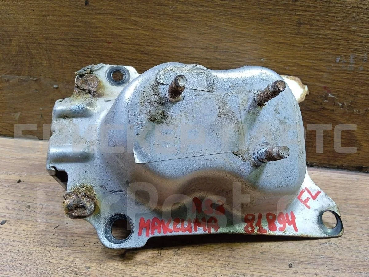 Кронштейн усилителя Ниссан Максима 5  A33