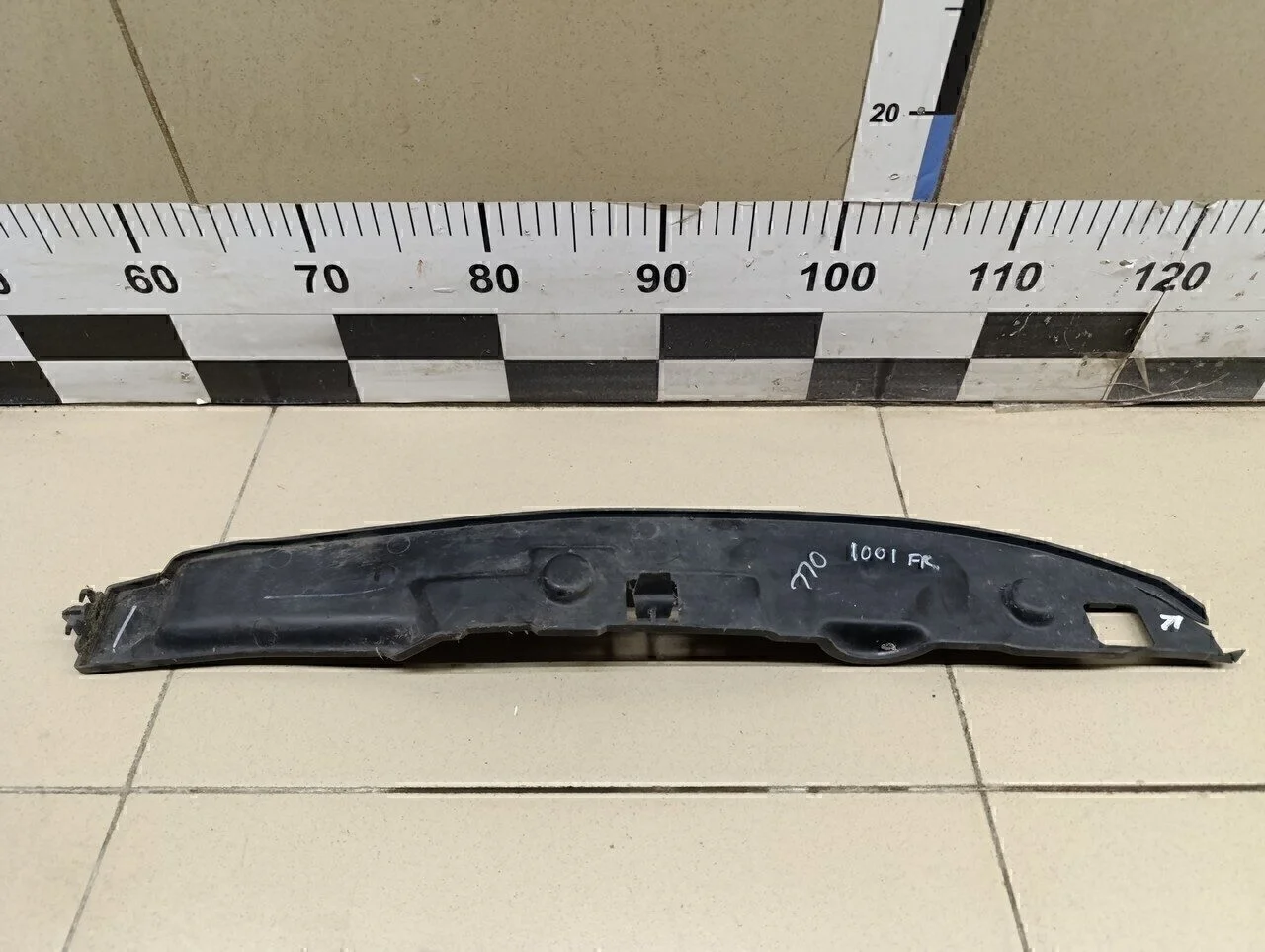 Пыльник (кузов наружные) Jetta 2011>