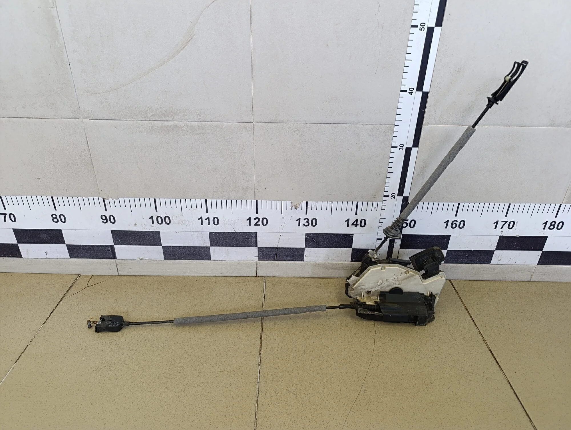 Замок двери задней левой Polo (Sed RUS) 2011>