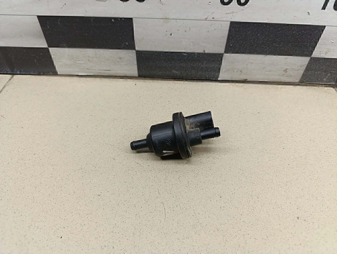 Клапан вентиляции топливного бака Fabia 1999-2006