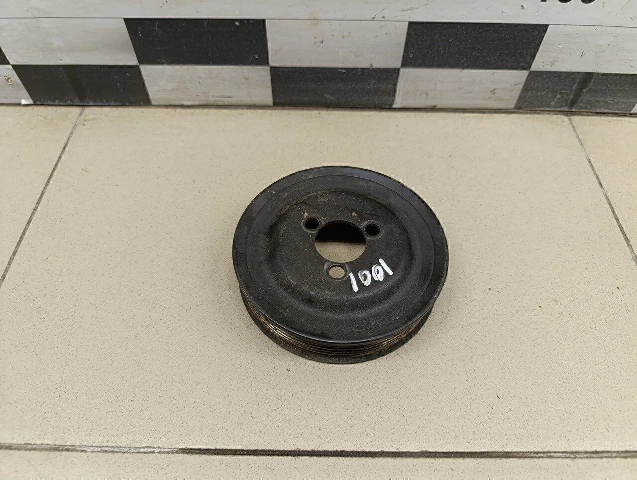 Шкив водяного насоса (помпы) Fabia 1999-2006