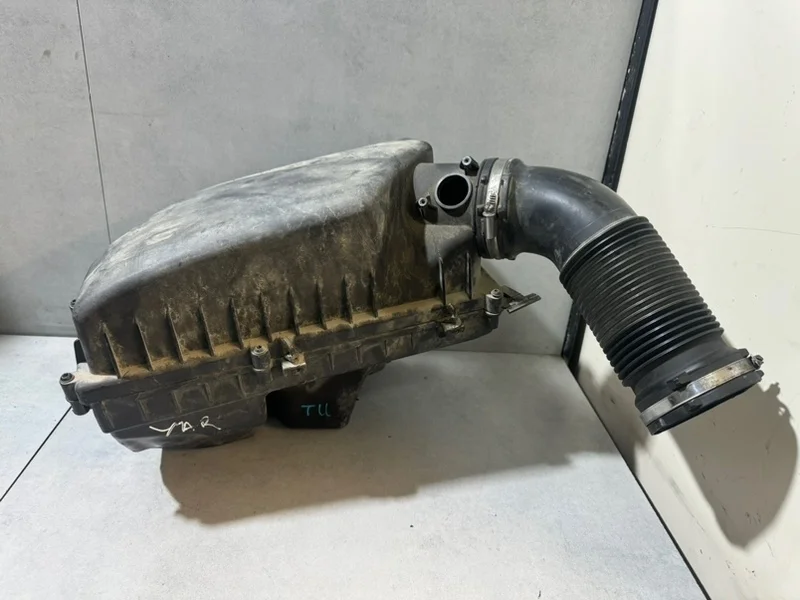 Корпус воздушного фильтра Volvo V70 2015