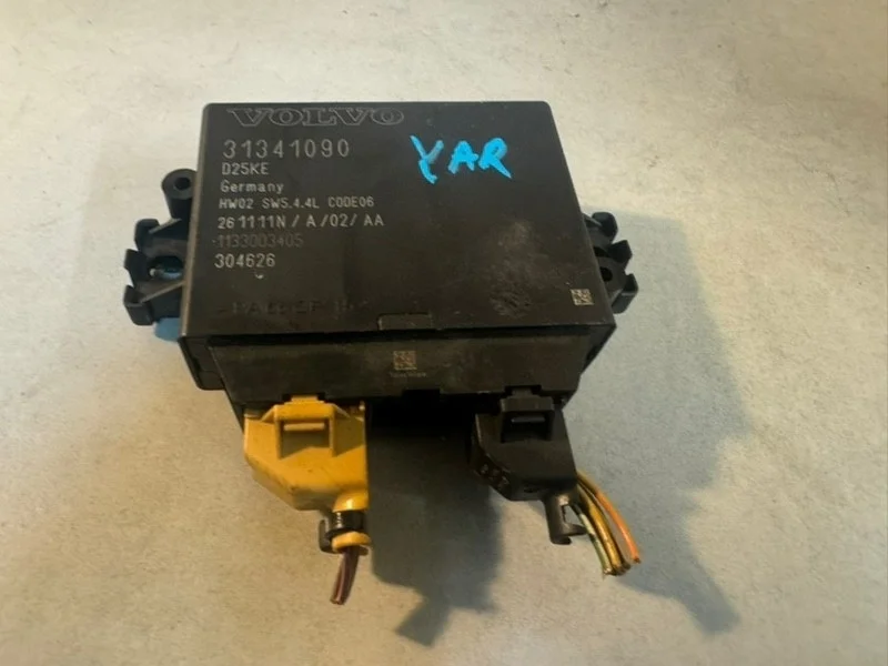 Блок управления парктроником Volvo S60