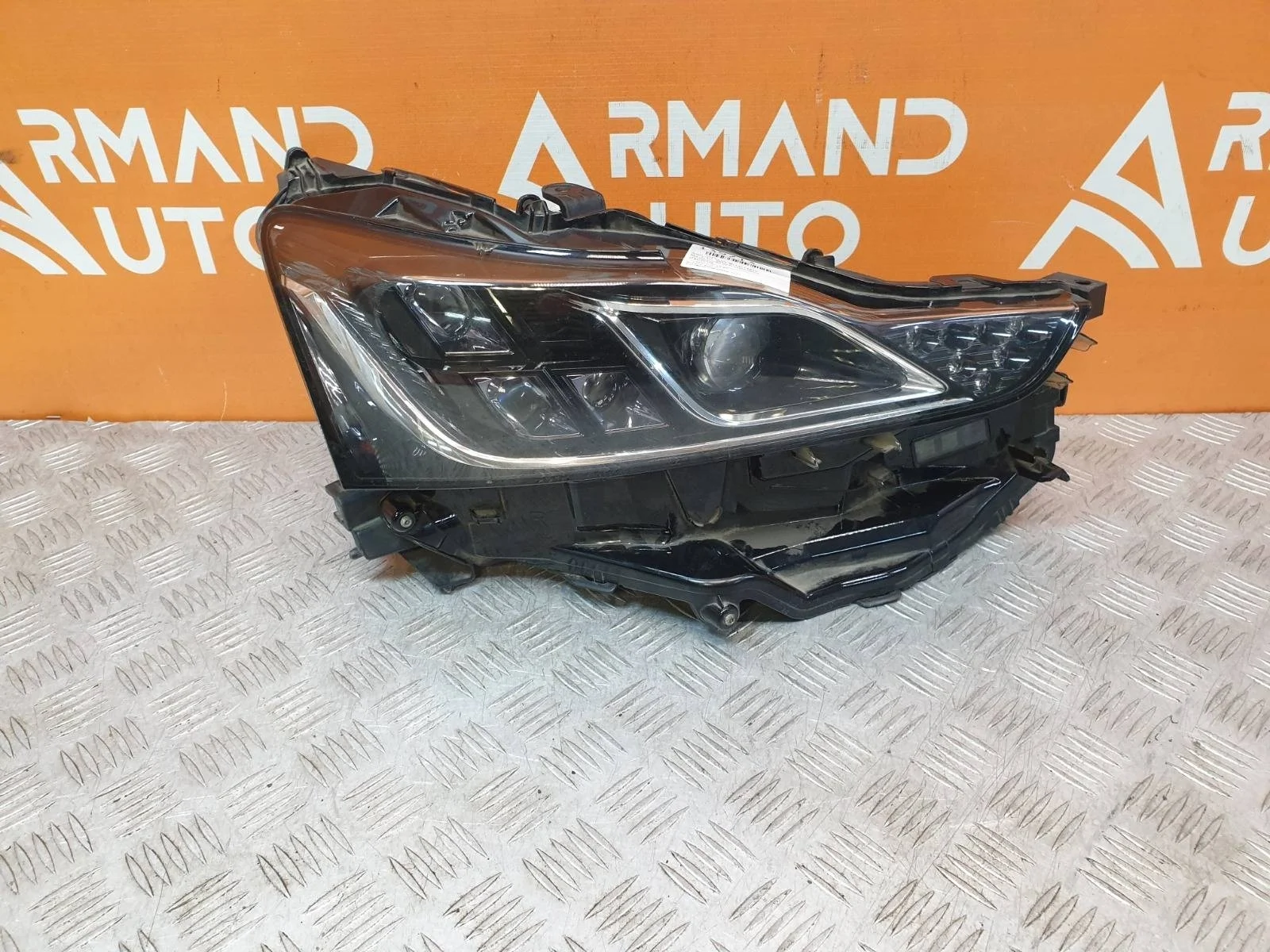 Фара Lexus IS 2016-нв 3