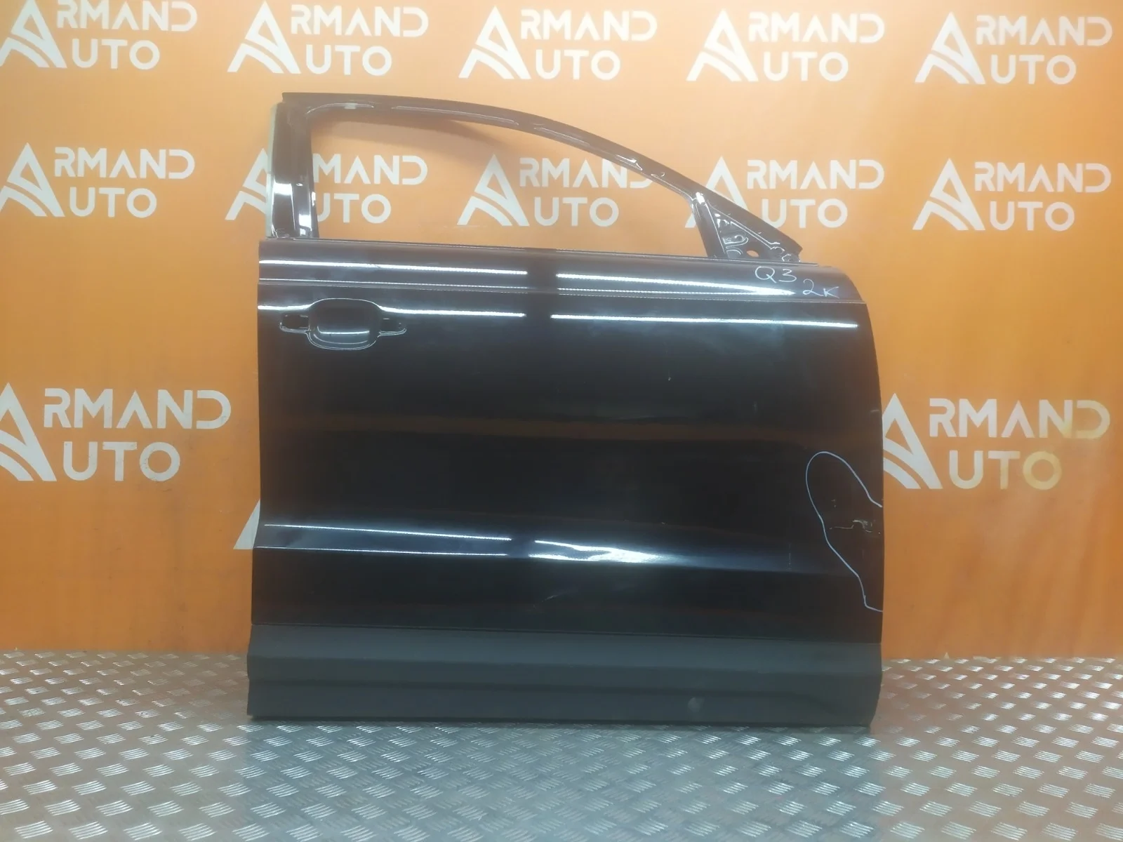 Дверь Audi Q3 2014-2018 8U