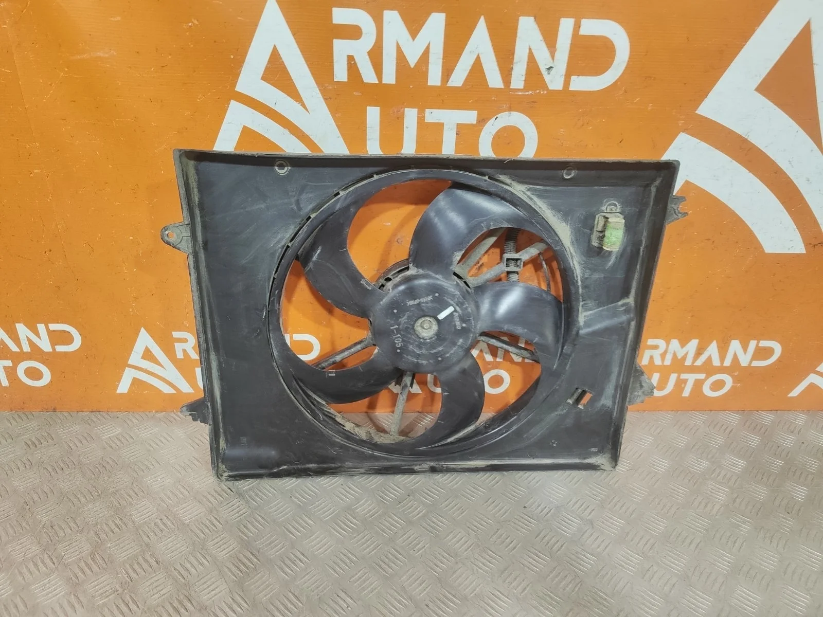 Диффузор вентилятора Kia Optima 2015-2020 4 JF