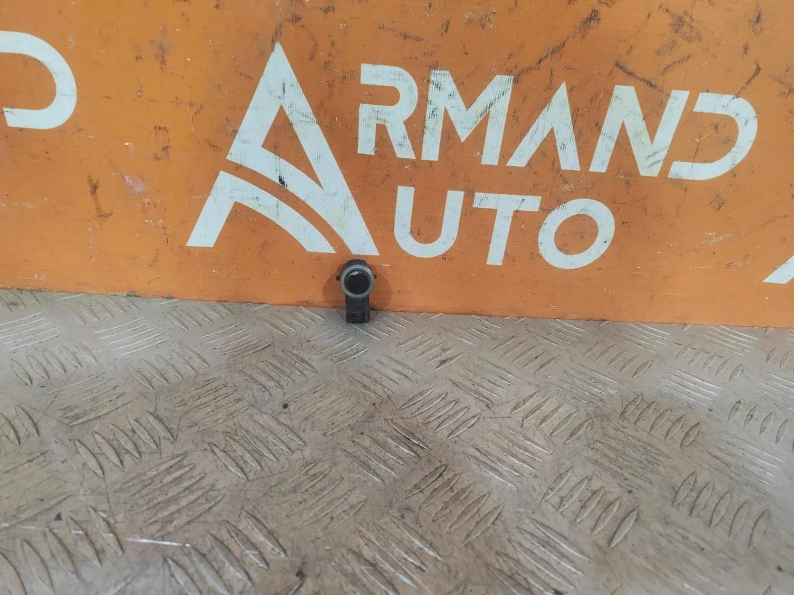 Датчик парктроника BMW 5 series 2016-нв G30 G31