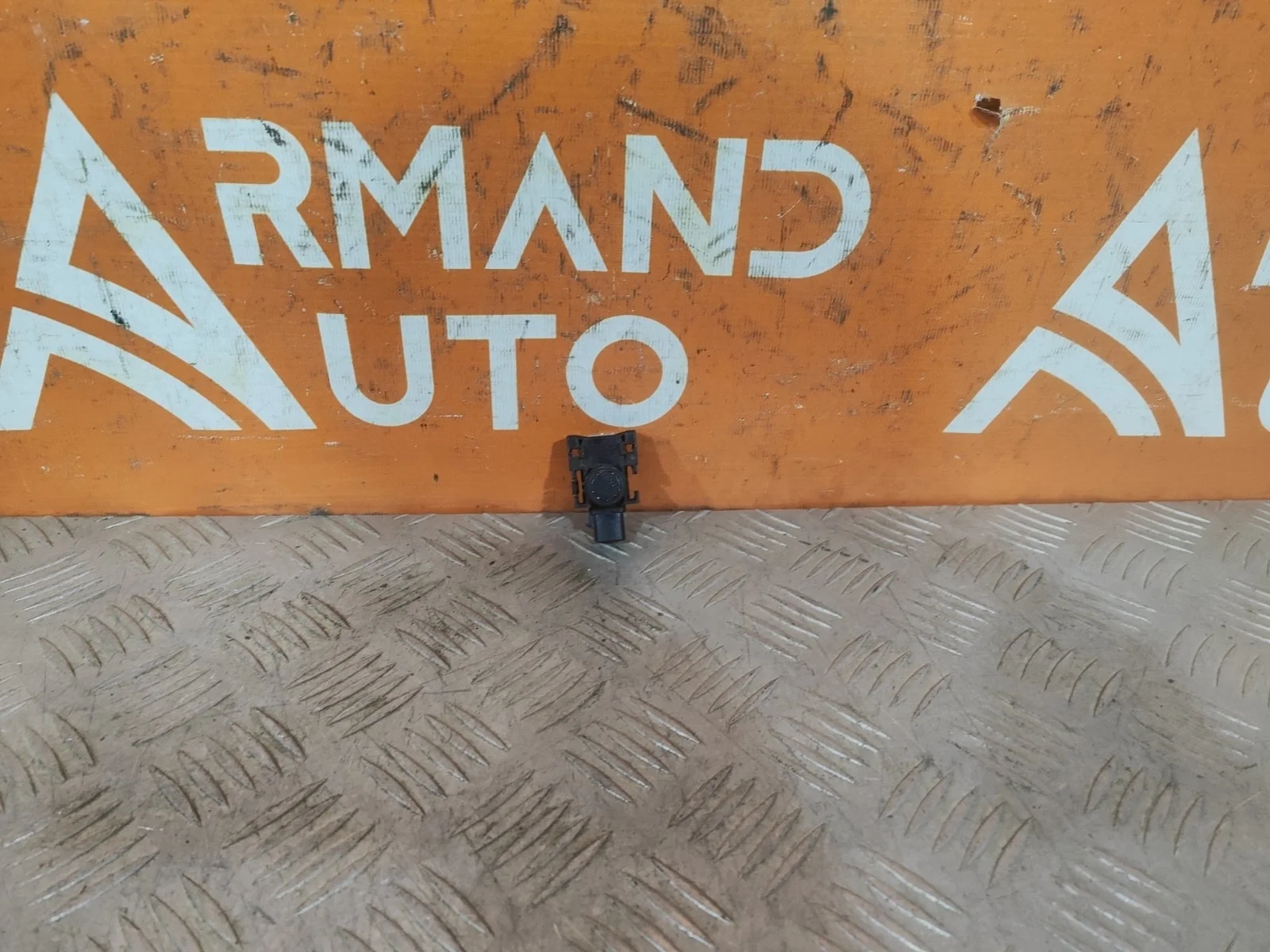 Датчик парктроника Lexus NX 2014-2017