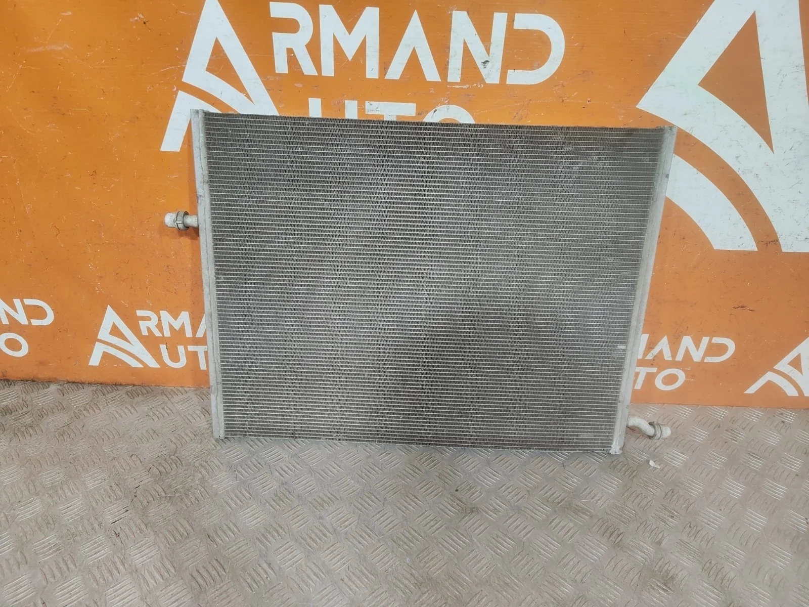 Радиатор двс дополнительный Mercedes -Class 2016-нв W213, S213, C238