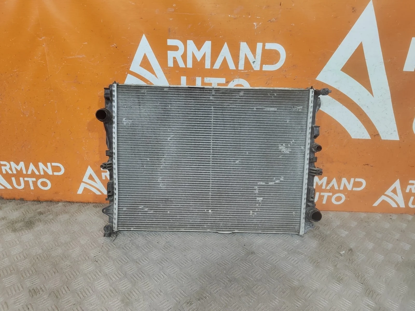 Радиатор двигателя (двс) Mercedes GLC-Class 2015-нв X253