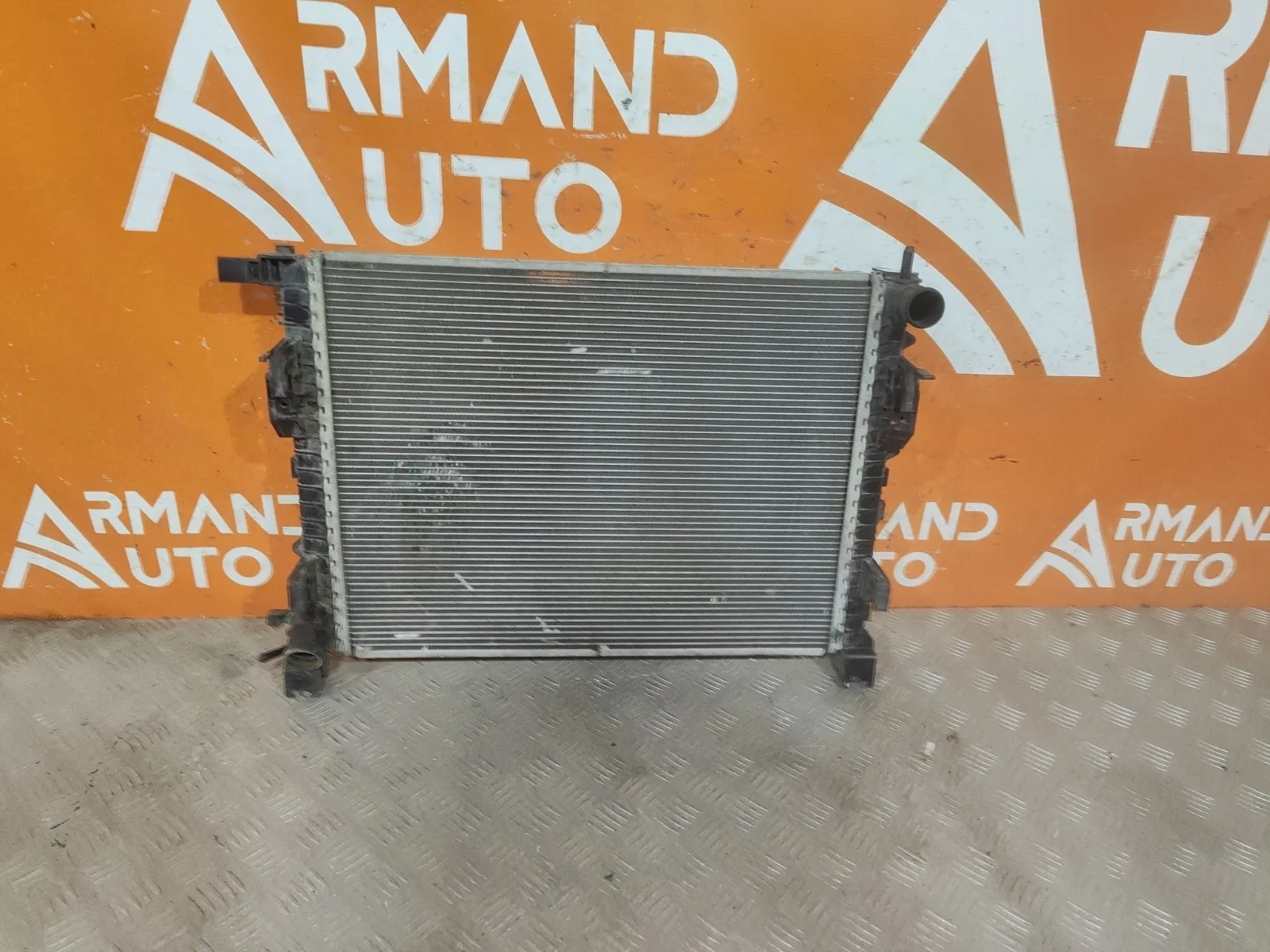 Радиатор двигателя (двс) Renault Logan 2012-2022