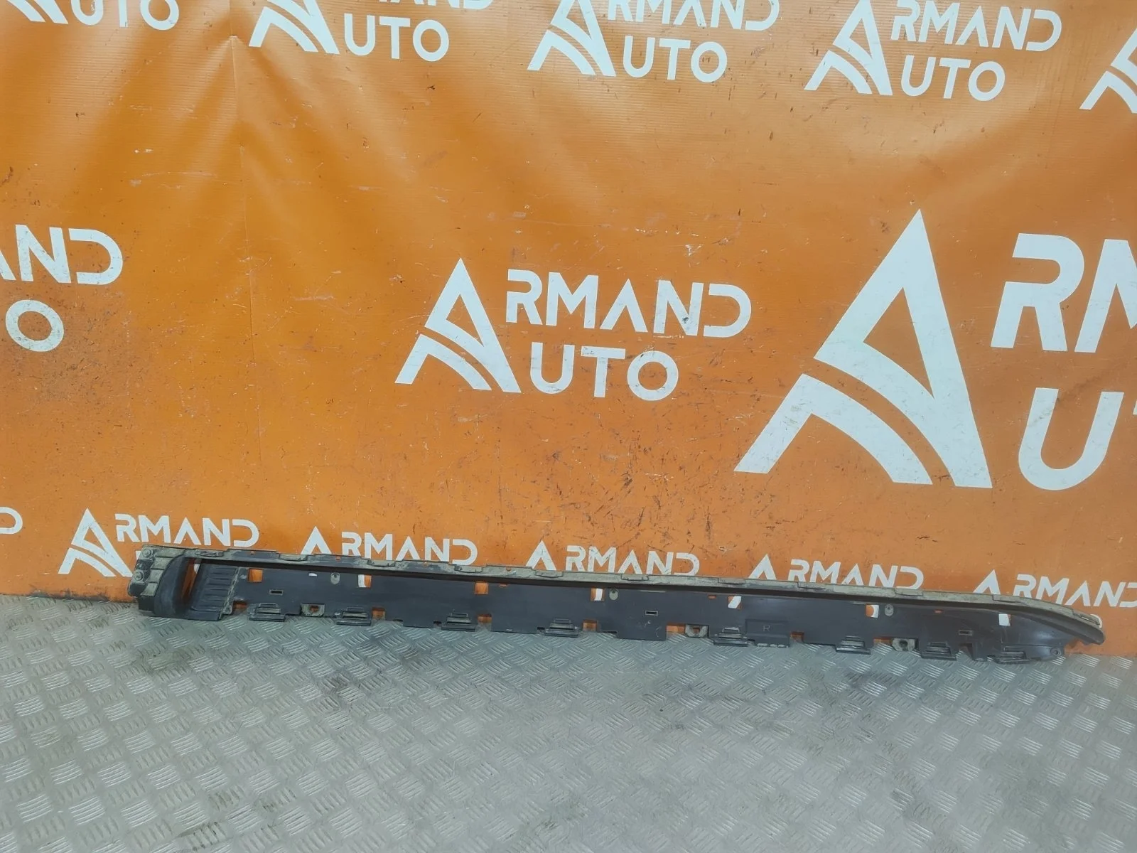 Каркас подножки Toyota Land Cruiser 2012-2021 200